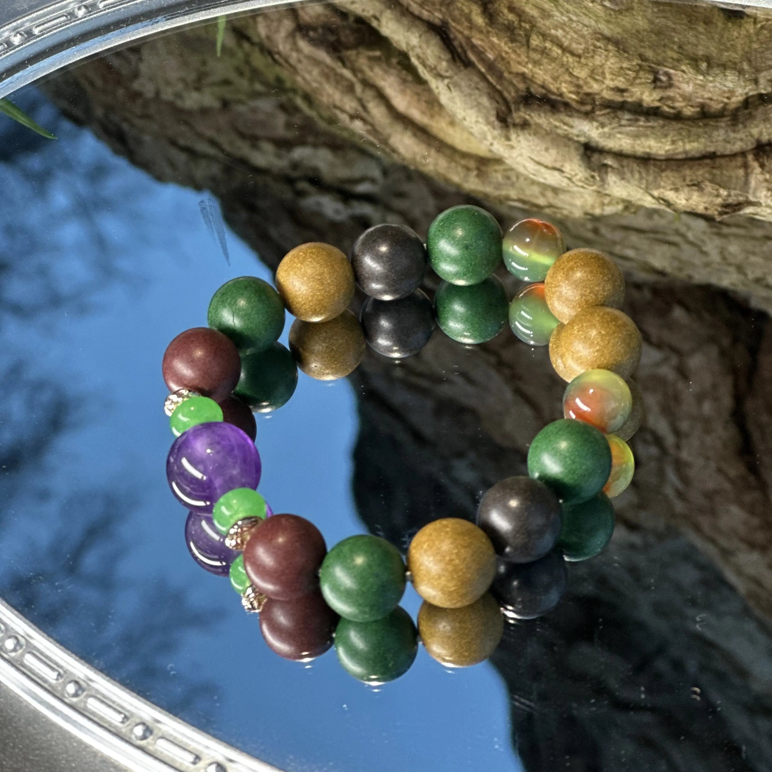 "The Guardian’s Whisper" | Amethyst, Green Agate & He Xiang Incense Bracelet - Dao Verse