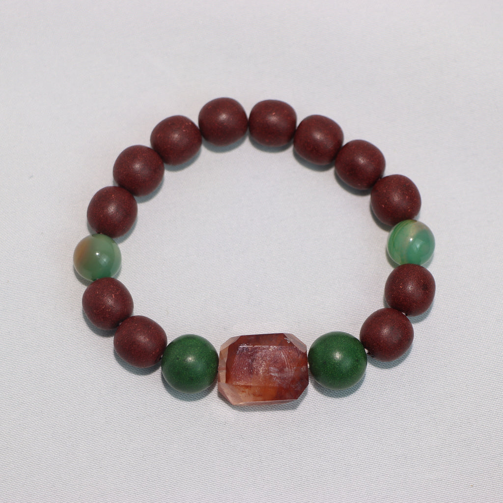 The Quiet Passage | He Xiang, Green Agate & Crackle Crystal Bracelet - Dao Verse